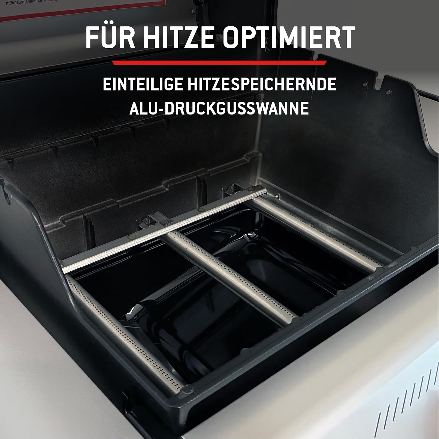 E-310 Gasgrill, 3-Brenner, Snap-Jet Zündung, 51x46cm Grillfläche, robuste Räder, Warmhalterost, Works Seitenablagen kompatibel, Schwarz/Silber
