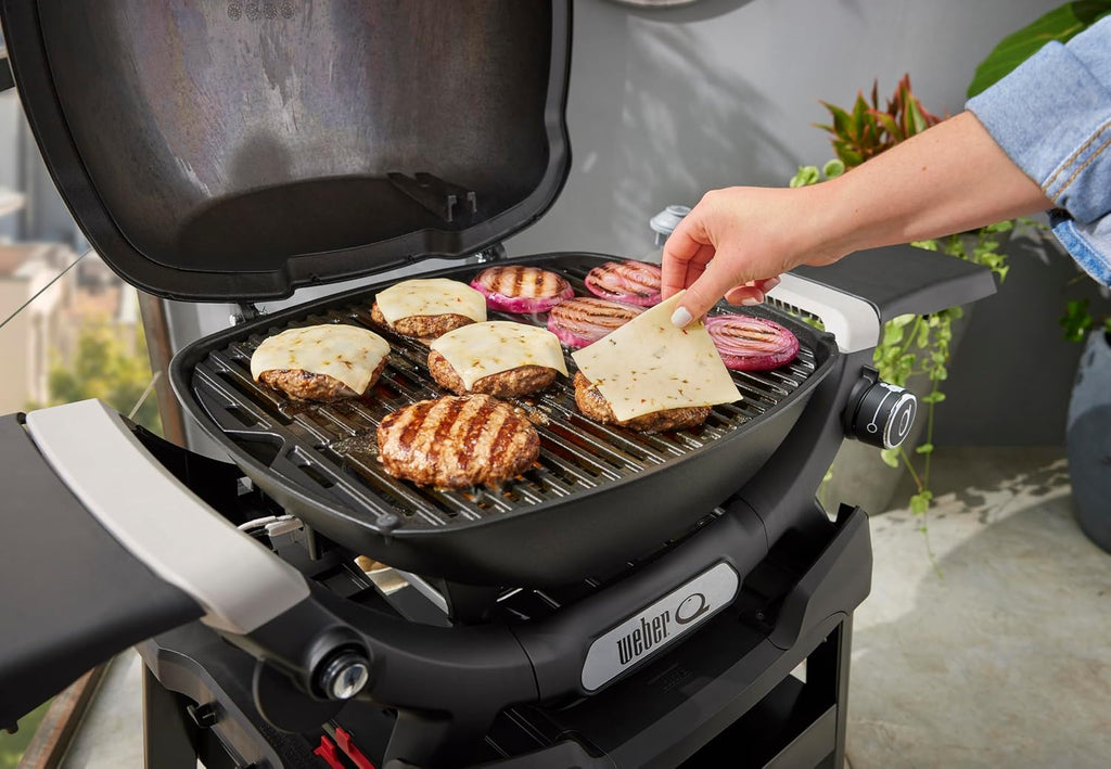 Q 1200N Gasgrill mit Seitentischen,Porzellanemaillierte Gusseisenroste,Deckelthermometer,Hochleistungsbrenner,1290cm² Grillfläche,Midnight Black