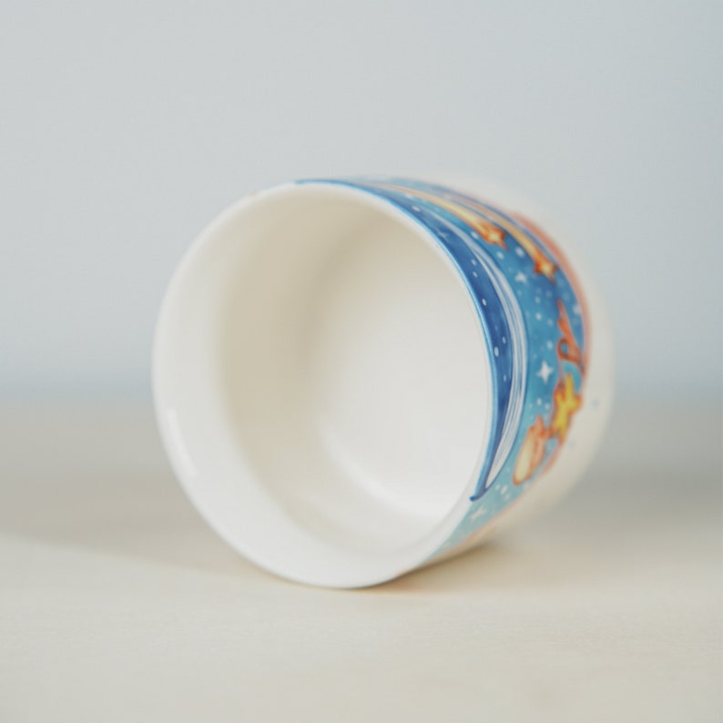 Handbemalte Kaffeetasse - Blau-Weiß Porzellan Espresso Tasse mit Wal-Motiv und Sternenhimmel - Nautische Tasse