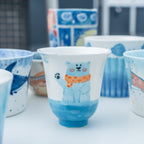 Niedliche Eisbär Winken Hand Teetasse Arktis Tier inspiriert Blume geformte Kante Keramik Kaffeetasse Schneeflocke Impression Espressotasse Wassertasse