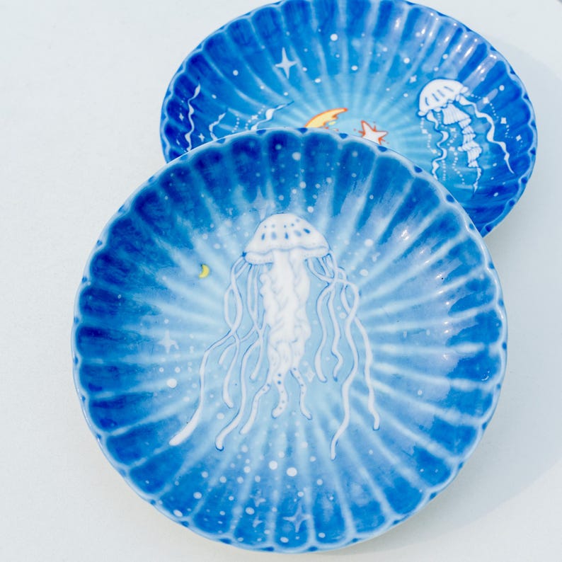 Handbemalte Quallen & Mond Teller Keramik 14,5 cm - Fairycore Ring Teller Meerblau Salat Obst Teller