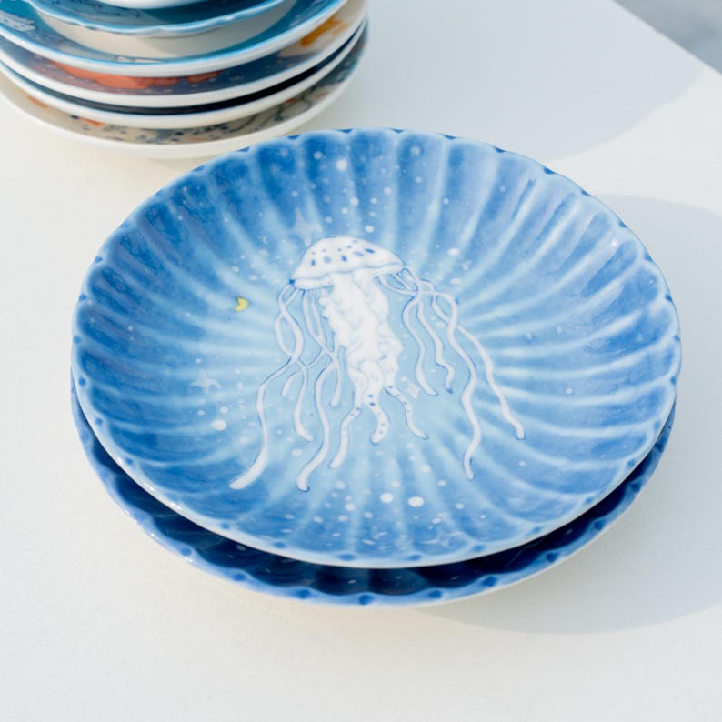 Handbemalte Quallen & Mond Teller Keramik 14,5 cm - Fairycore Ring Teller Meerblau Salat Obst Teller