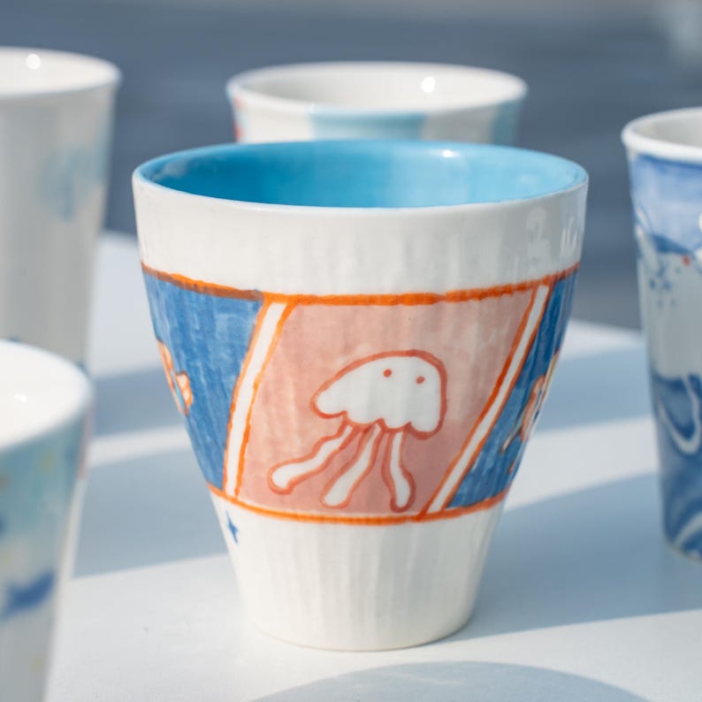 Handbemalte Fantasy Keramik Cappuccino Tasse Dreamscape Adventure
