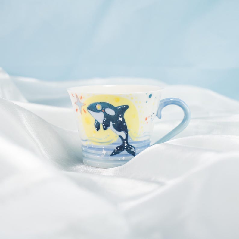 Handgemachte Keramik Wal Cappuccino Tasse mit Teller Orca Träume Nacht Himmel Untertasse Set