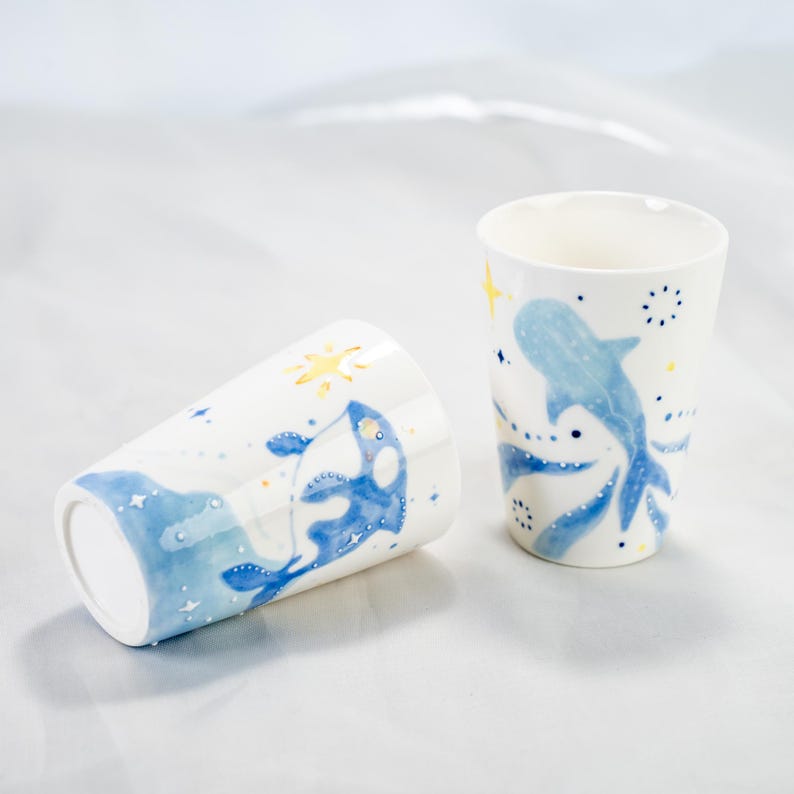Handgemachte Keramiktasse-Set | Blau-weißes Wal Orca Sterne Design | Kinder Geschenk
