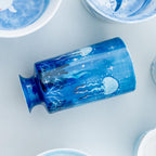 Handbemalte Keramik Tasse Quallen Leuchten Ocean Blue Große Kapazität Mikrowellenfest Spülmaschinenfest