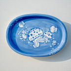 Handgemachte Keramik Ringschale Ocean Blue mit Quallenmotiv – Verspieltes Trinket Tablett