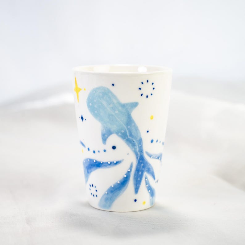 Handgemachte Keramiktasse-Set | Blau-weißes Wal Orca Sterne Design | Kinder Geschenk