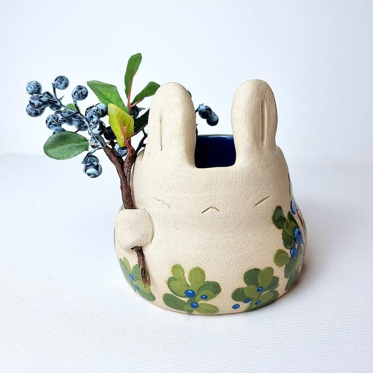 Handgefertigter Keramik Blumentopf Kaninchen, Blaubeer Kawaii Pflanzer, Natur Ton