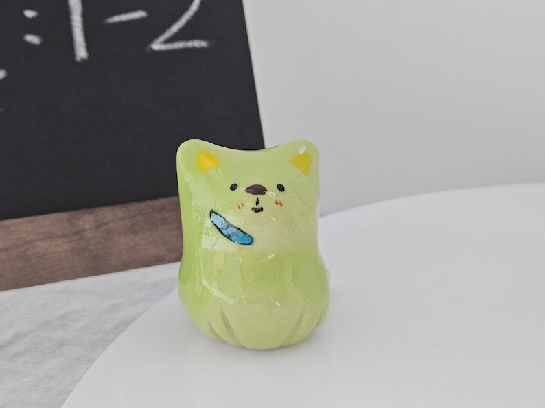 Handgemachte Keramik Hunde Figur, Schreibtisch Deko, 2,5-5 cm, Unikat