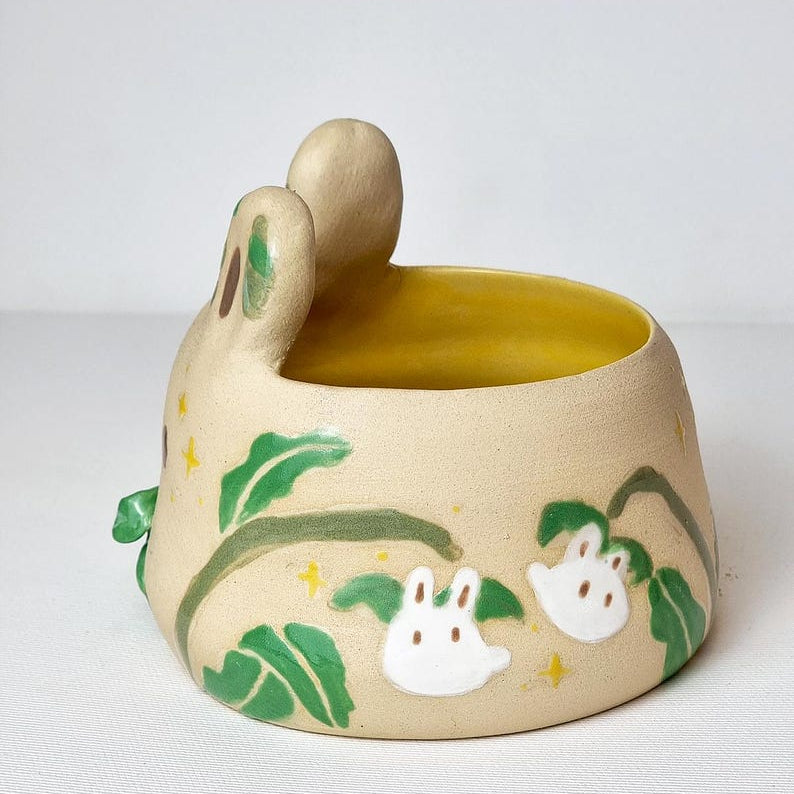 Keramik Hase Blumentopf - handbemalt mit natürlicher Tonoptik - kawaii Keramik mit Drainageloch - Einweihungsgeschenk