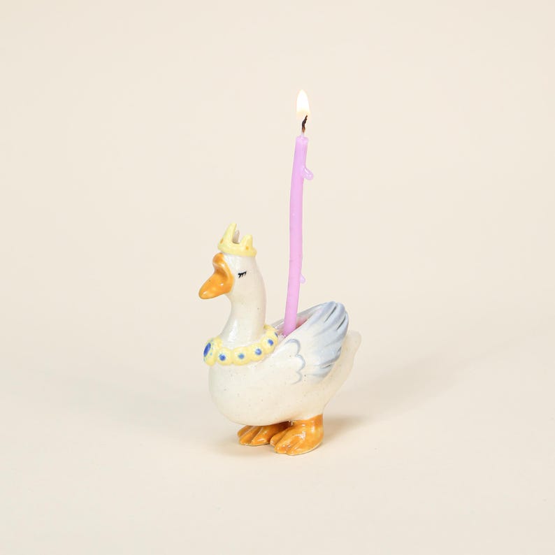 Handgefertigter Keramik Gans Kuchendeckel Kerzenhalter mit Krone