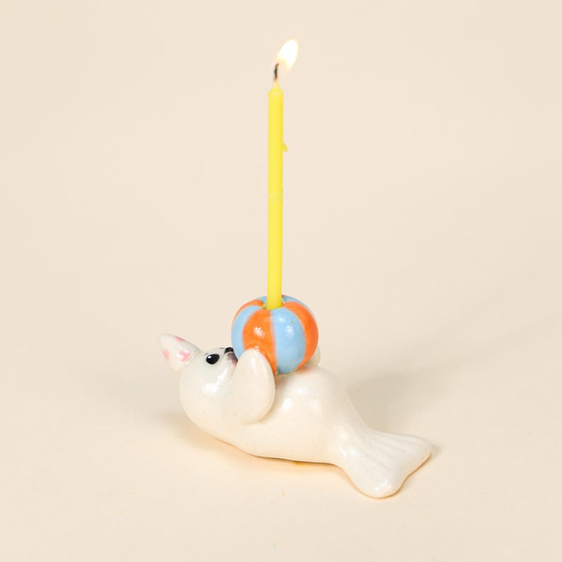 Handgefertigter Siegels Keramik Kuchen Topper mit Partyhut Kerzenhalter Tierfigur Geburtstagsdekoration