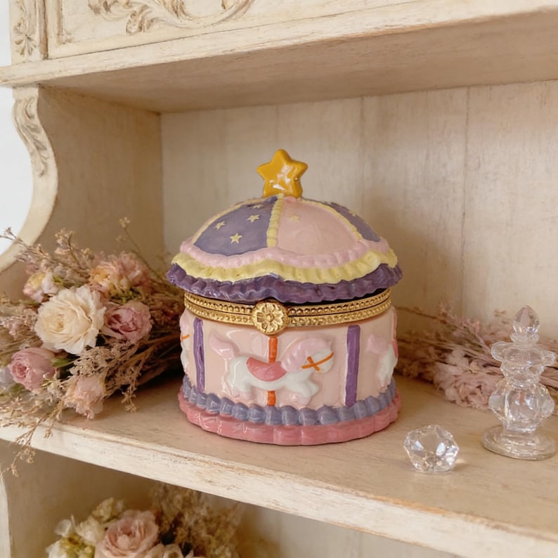 Karussell Pferd Ring Box - Pastell Keramik Schmuckschatulle mit Ringhalter