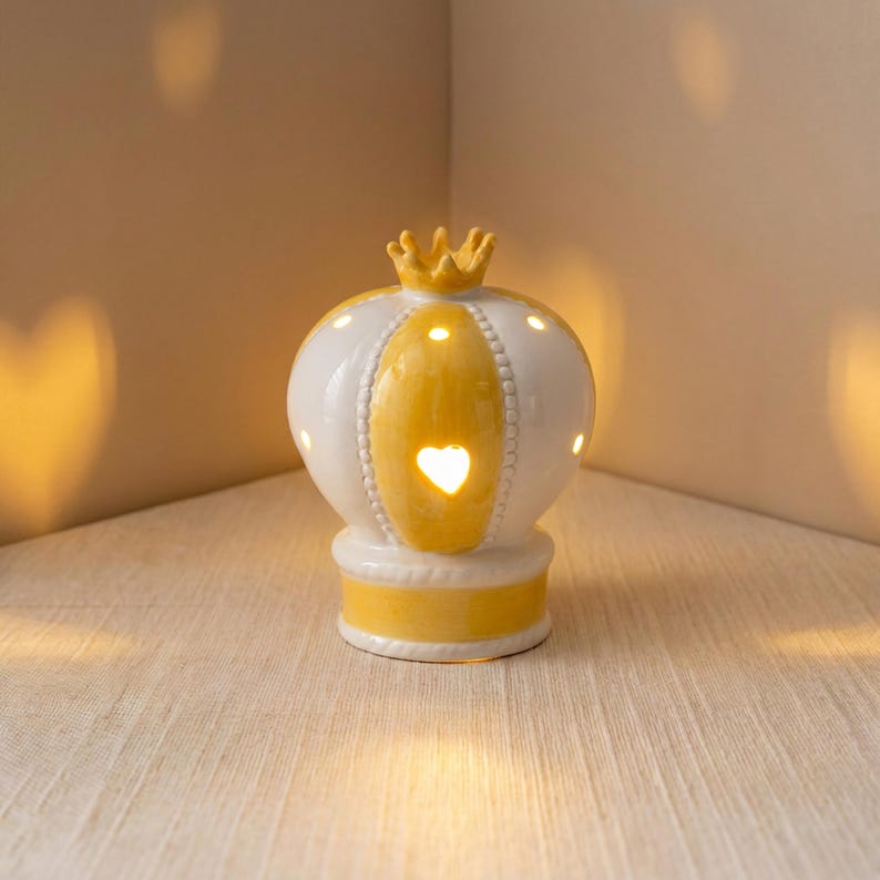Mädchen Keramik Heißluftballon Nachtlicht mit Herz-Cut-Out, LED, 11 cm breit, 14,2 cm hoch