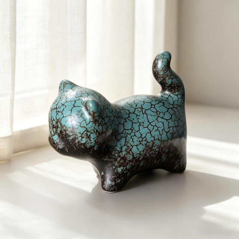 Handgefertigte Keramik Katze Tee Haustier Figur - Ofenglasierte Kätzchen, Schreibtisch Dekoration, 6,5 cm
